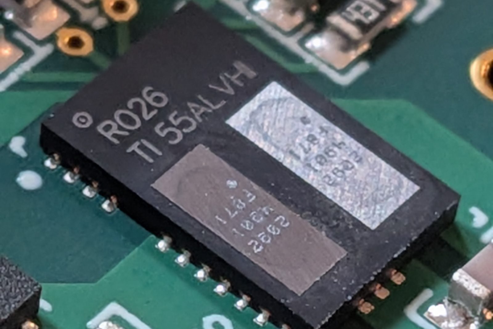 GaN half-bridge power stage under FPGA control